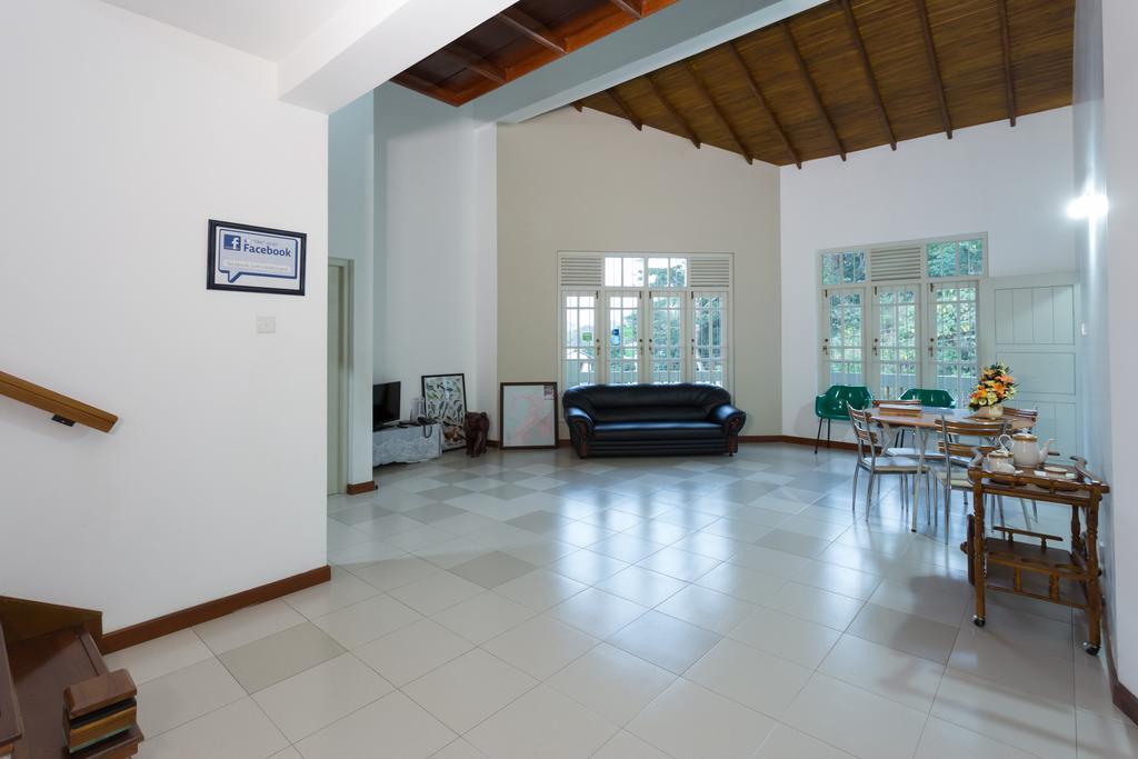 Vista House Kandy Exterior photo